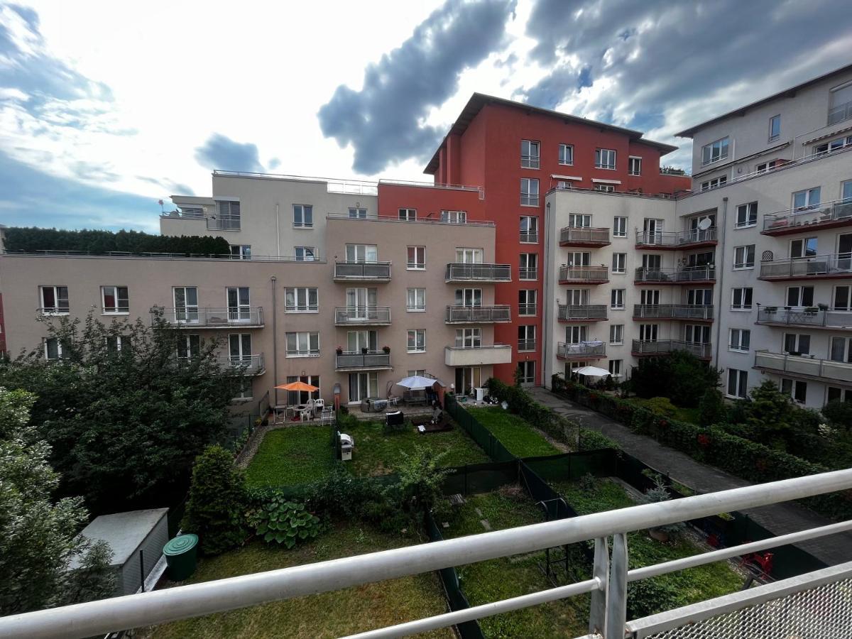 Monfas Apartment Garden City Πράγα Εξωτερικό φωτογραφία